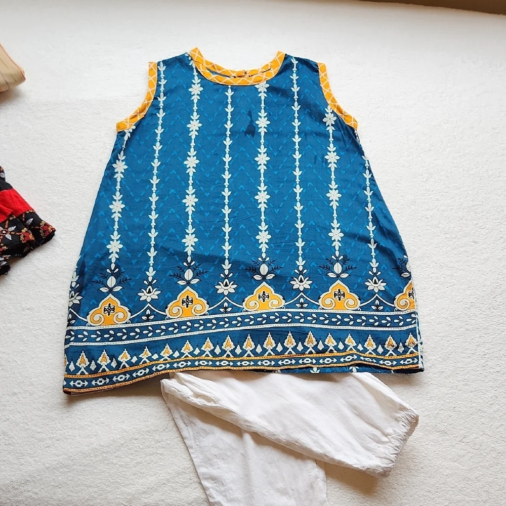 Striped Beige and Multicolor Embroidered Kurta Set - Picture 11 of 12